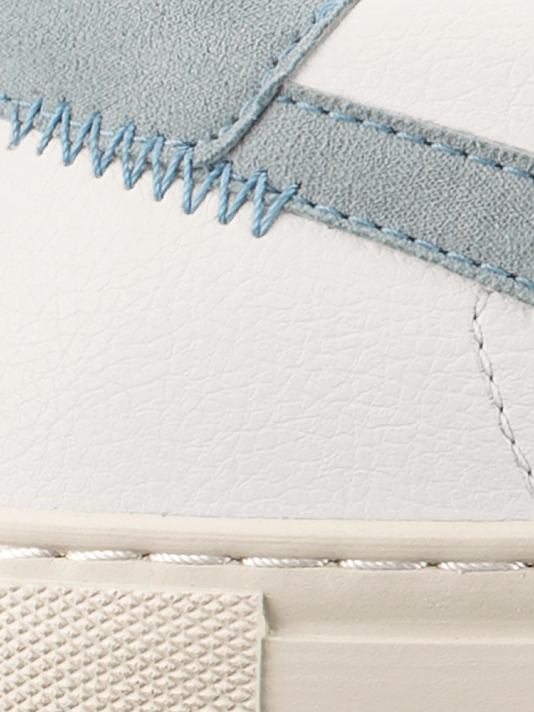 Vegan 01 Sneaker in Ocean - Image 6